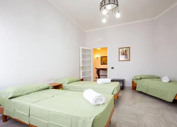 בית נופש Ninkasi Bed And Beer San Giovanni Via La Spezia 74 רומא